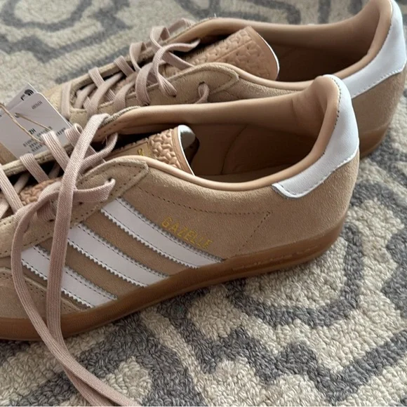 Adidas Gazelle Beige Sneakers - Picture 3 of 4